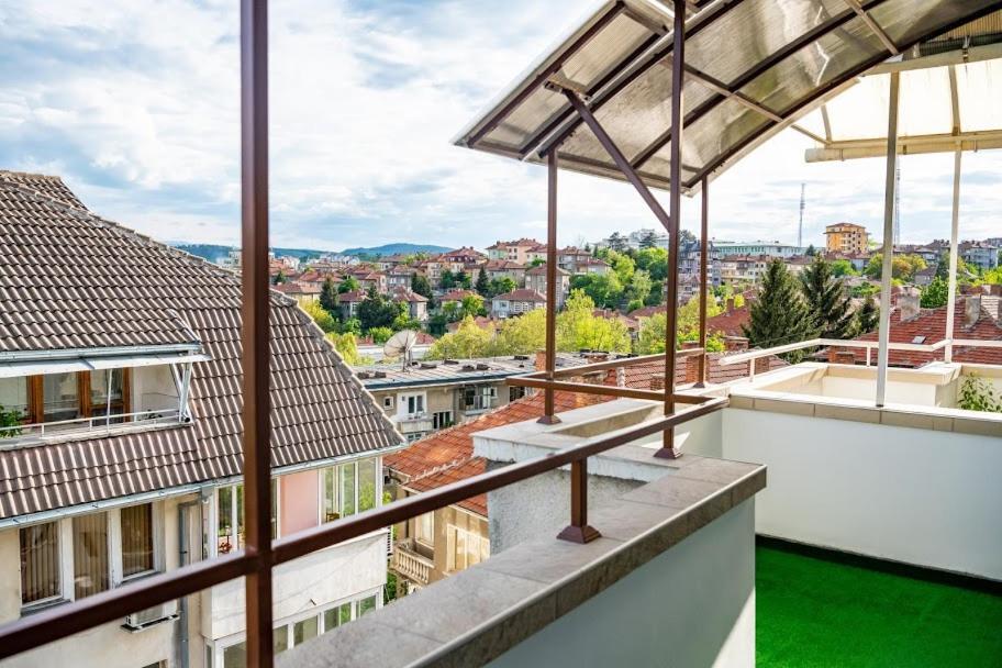Studio Vazrozhdenska Veliko Tarnovo Luaran gambar